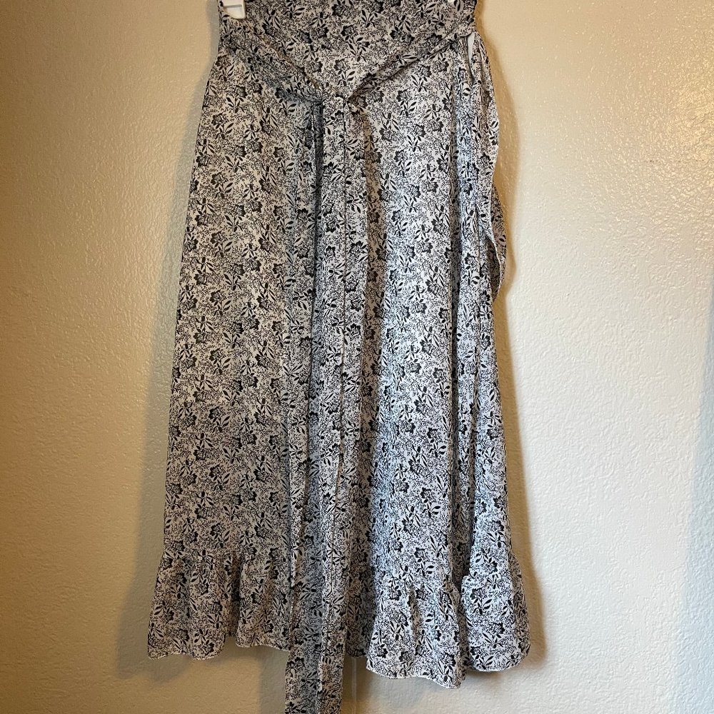 Floral Print Wrap Skirt Size S